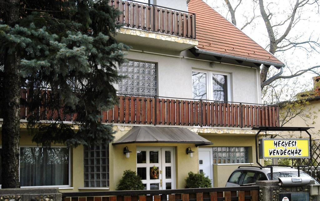Hegyesi Vendeghaz Bed and Breakfast Gödöllő Exteriör bild